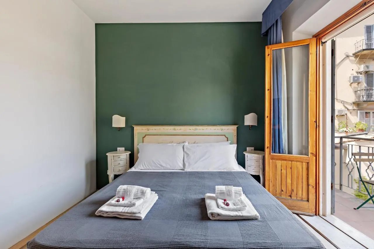 Hotel Azzi Florenz Italien