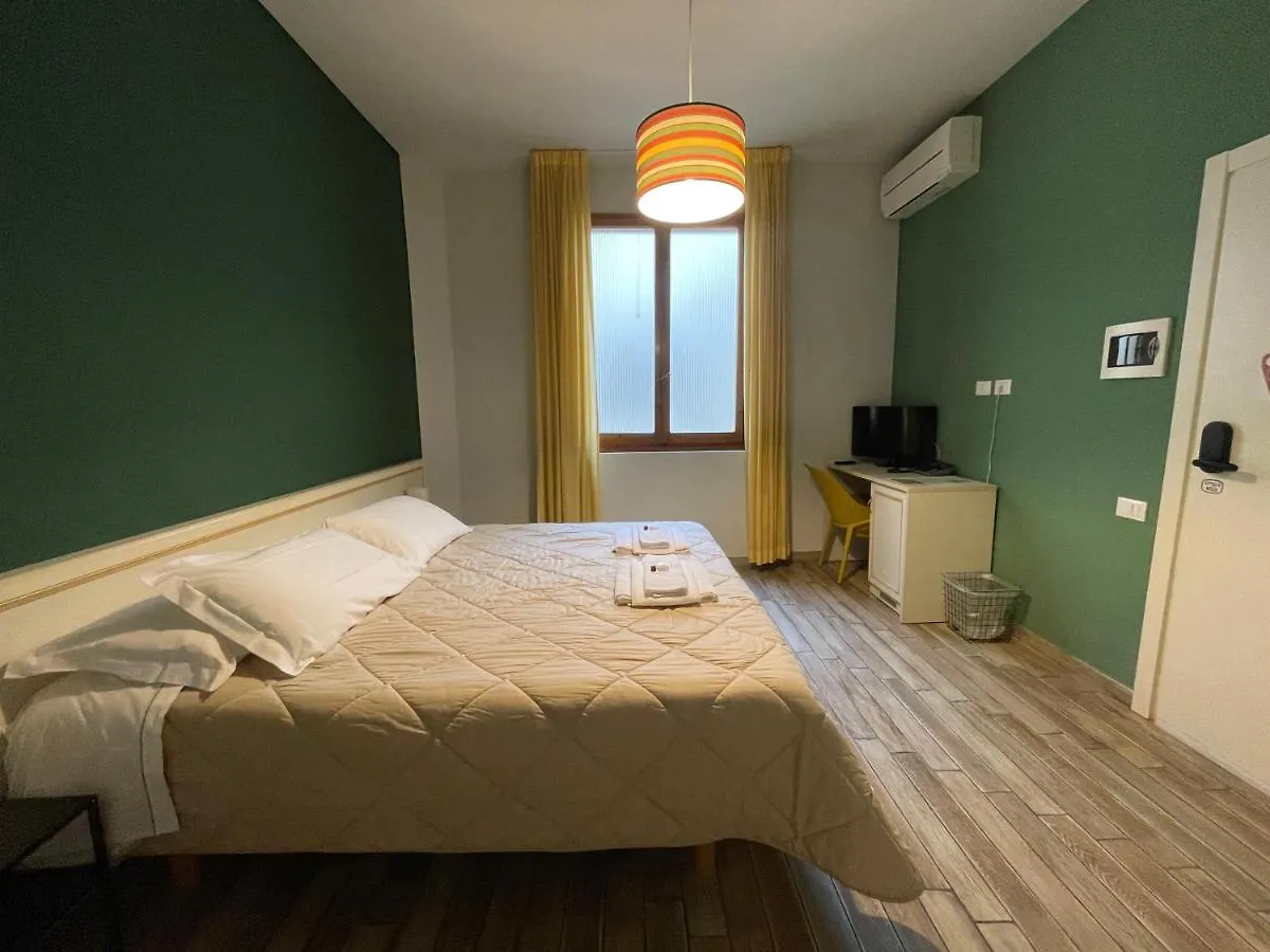 Hotel Azzi Florenz