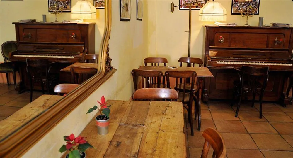 Hotel Azzi Florenz