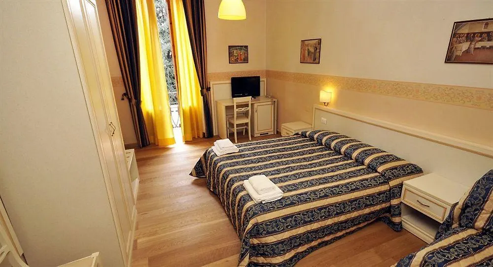 ***  Hotel Azzi Florence Italy