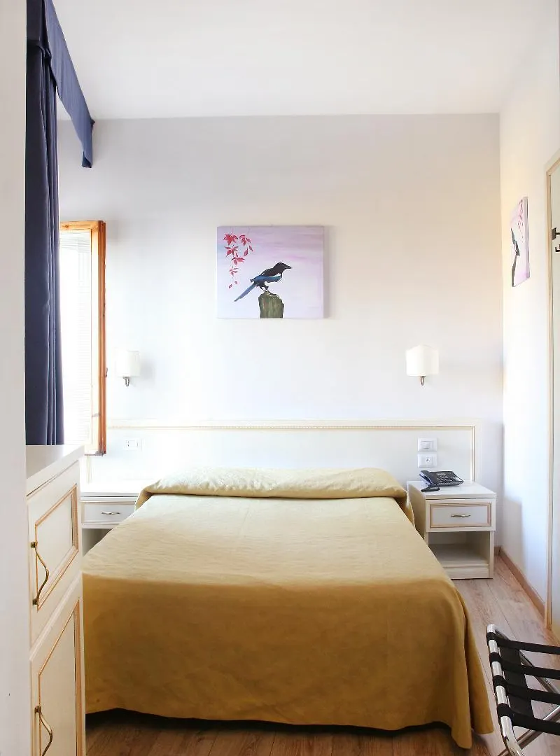 Hotel Azzi Florence 3*,